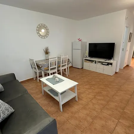 Malva * Puerto del Carmen (Lanzarote)