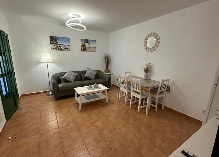 Malva Villa Puerto del Carmen (Lanzarote)