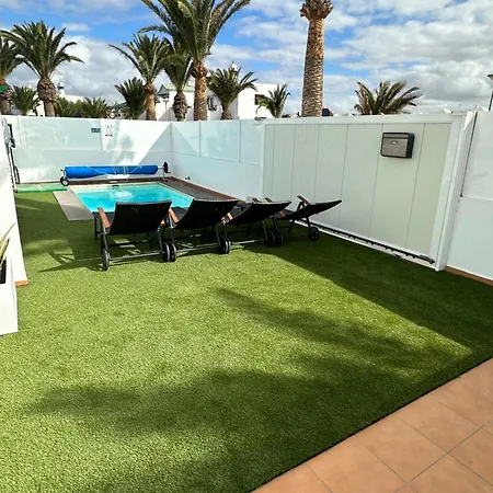 Malva Villa Puerto del Carmen (Lanzarote)