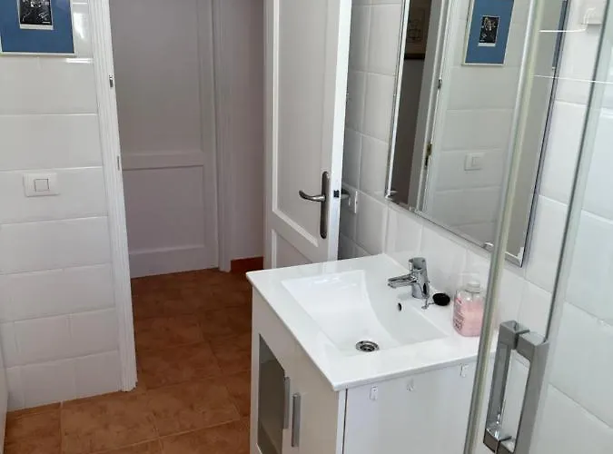 Malva بويرتو ذيل كارمين